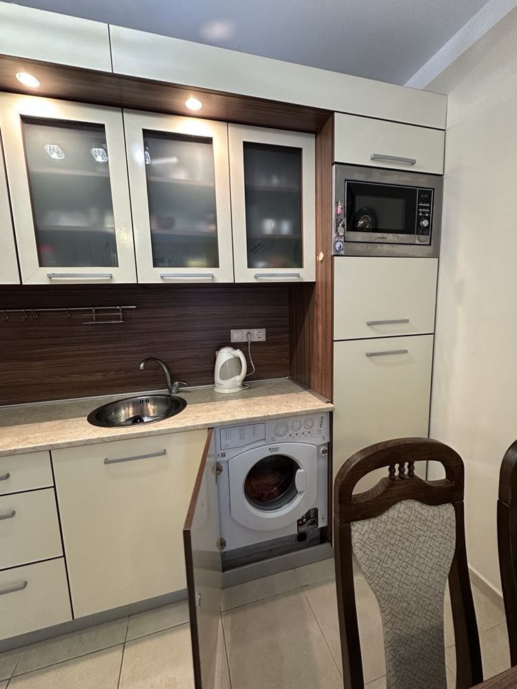Apartament z jedną sypialnią z pięknym widokiem w Pomorie – przytulny dom nad brzegiem morza