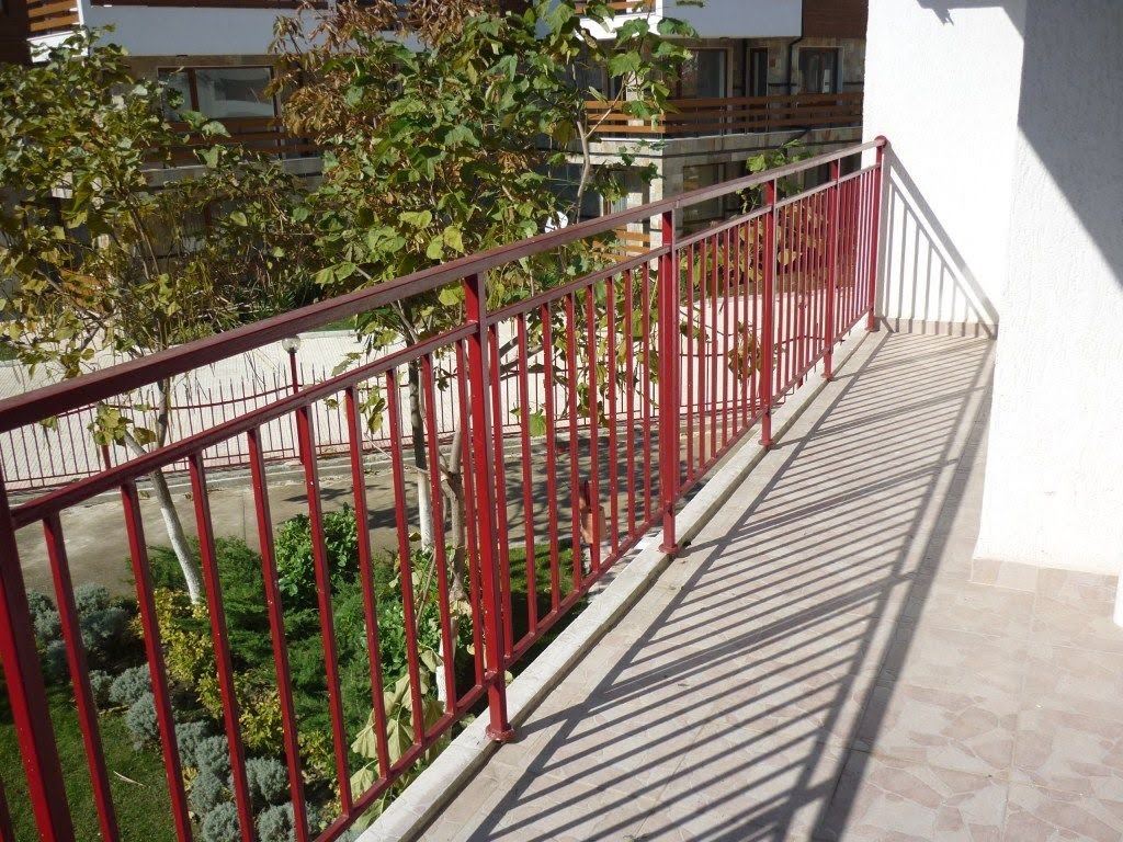  W pełni umeblowane mieszkanie z jedną sypialnią na pierwszej linii brzegowej z widokiem na morze w Elenite