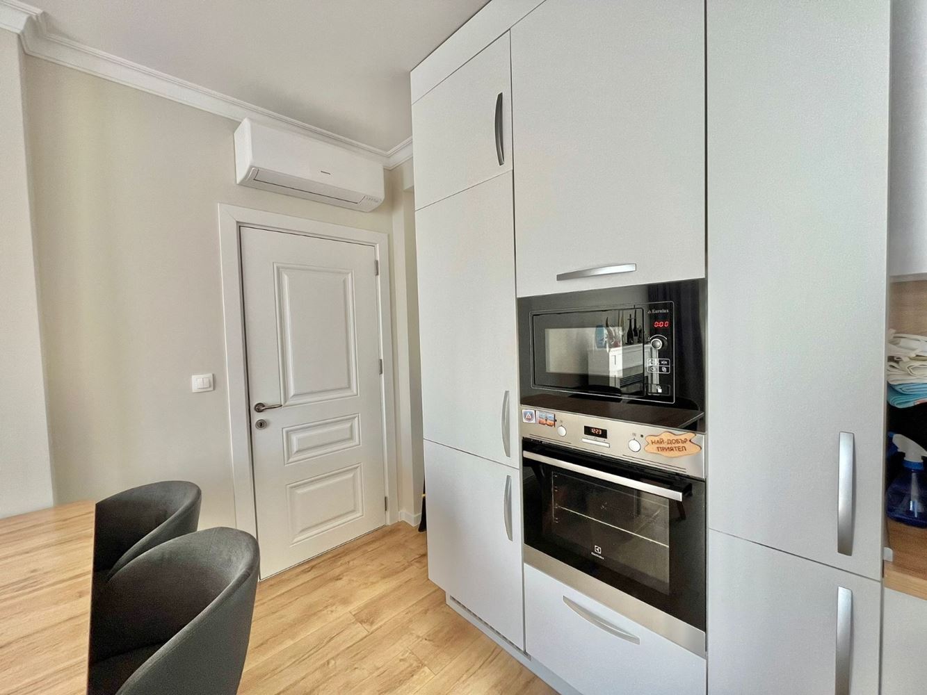Dwupoziomowy apartament z dwiema sypialniami w centrum Rawdy – luksus, komfort i doskonała lokalizacja blisko morza
