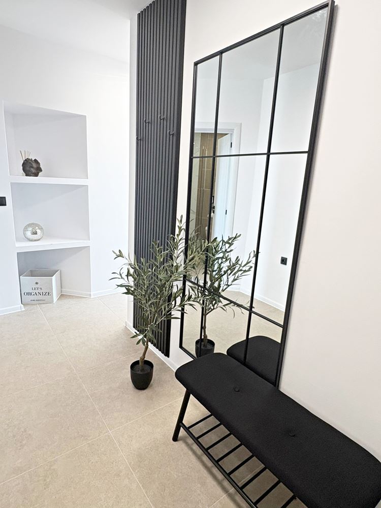 Dwa niezależne przestrzenie mieszkalne z widokiem na morze w centrum Świętego Własu – designerskie wnętrze i własne miejsce parkingowe