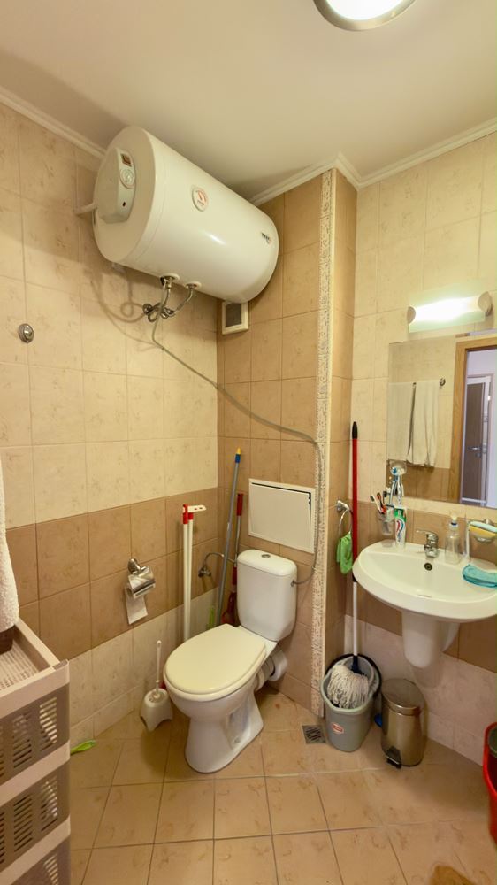 Przestronny apartament z jedną sypialnią, dużym tarasem i widokiem na basen w Słonecznym Brzegu