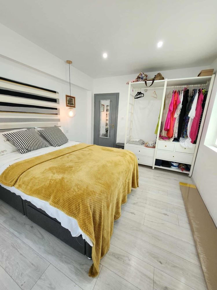 Apartament z dwiema sypialniami z widokiem na basen w Sveti Vlas – komfort, styl i doskonała lokalizacja