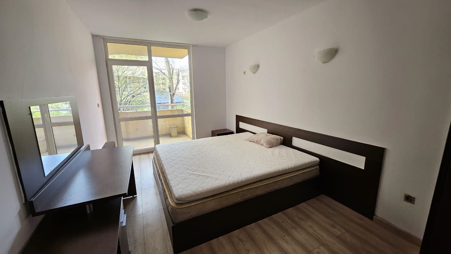 Mieszkanie z jedną sypialnią 200 m od plaży w Słonecznym Brzegu – doskonała lokalizacja i potencjał inwestycyjny