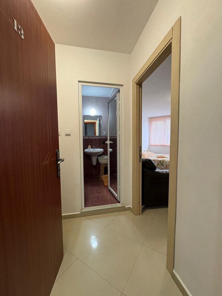 Umeblowane studio w Pomorie – doskonała lokalizacja, 400 m od morza i centrum miasta