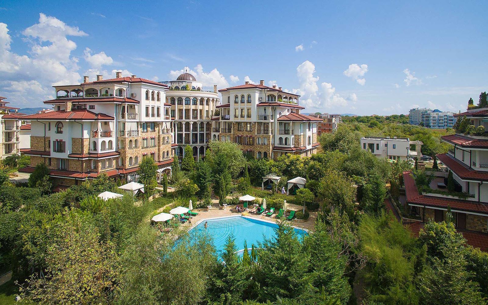 Unikalny apartament dwupoziomowy w kompleksie klasy premium w mieście Nesebyr