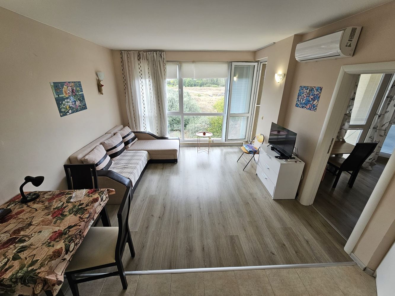 Apartament z jedną sypialnią wśród zieleni, w kompleksie z basenem i placem zabaw