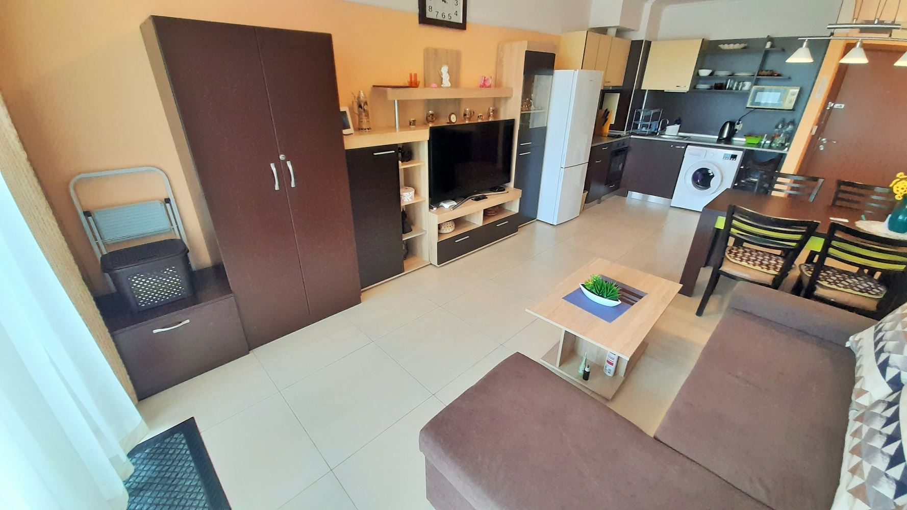 Dwupokojowy apartament w Słonecznym Brzegu z bogatą infrastrukturą i doskonałą lokalizacją
