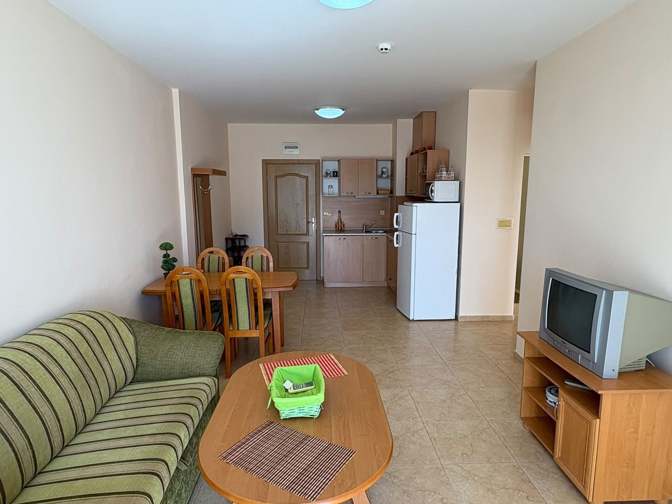Apartament z jedną sypialnią w Słonecznym Brzegu – komfort w kompleksie z basenami i zjeżdżalniami wodnymi