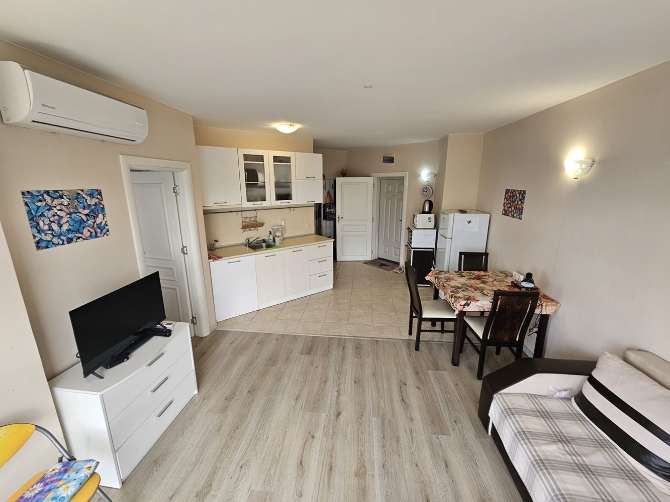 Apartament z jedną sypialnią wśród zieleni, w kompleksie z basenem i placem zabaw
