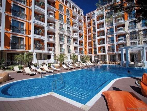 Dwupokojowy apartament z widokiem na basen w całorocznym kompleksie w sercu Słonecznego Brzegu