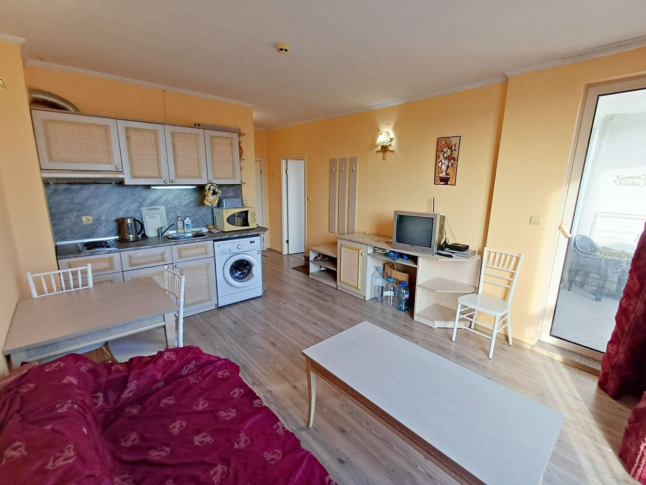 Elegancki apartament z jedną sypialnią 100 metrów od plaży w prestiżowym kompleksie w Słonecznym Brzegu