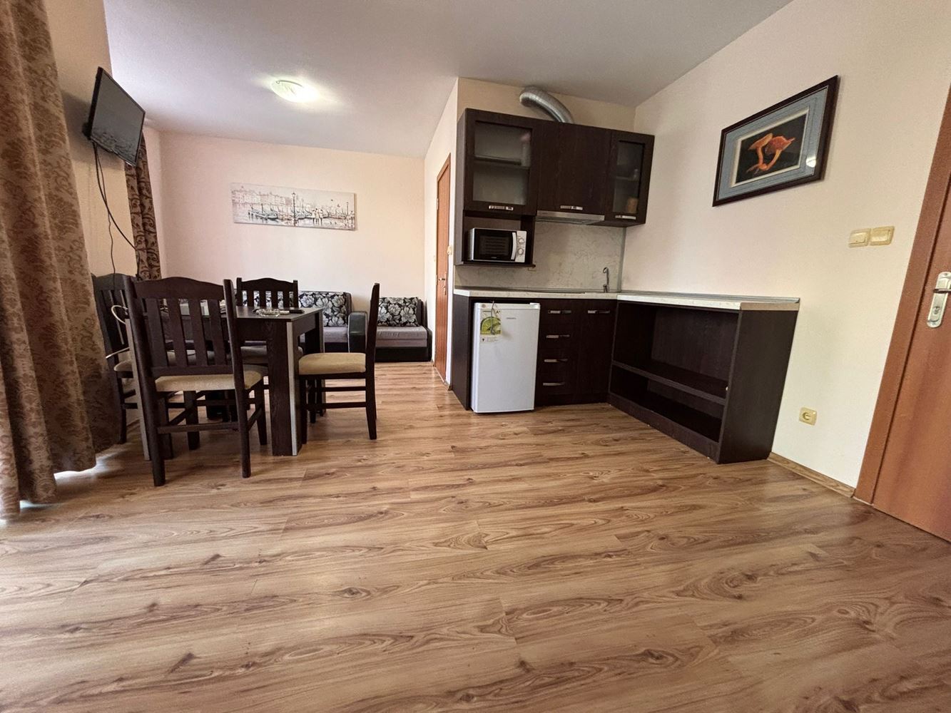 Przestronne mieszkanie z jedną sypialnią z widokiem na basen w Słonecznym Brzegu – możliwość drugiej sypialni