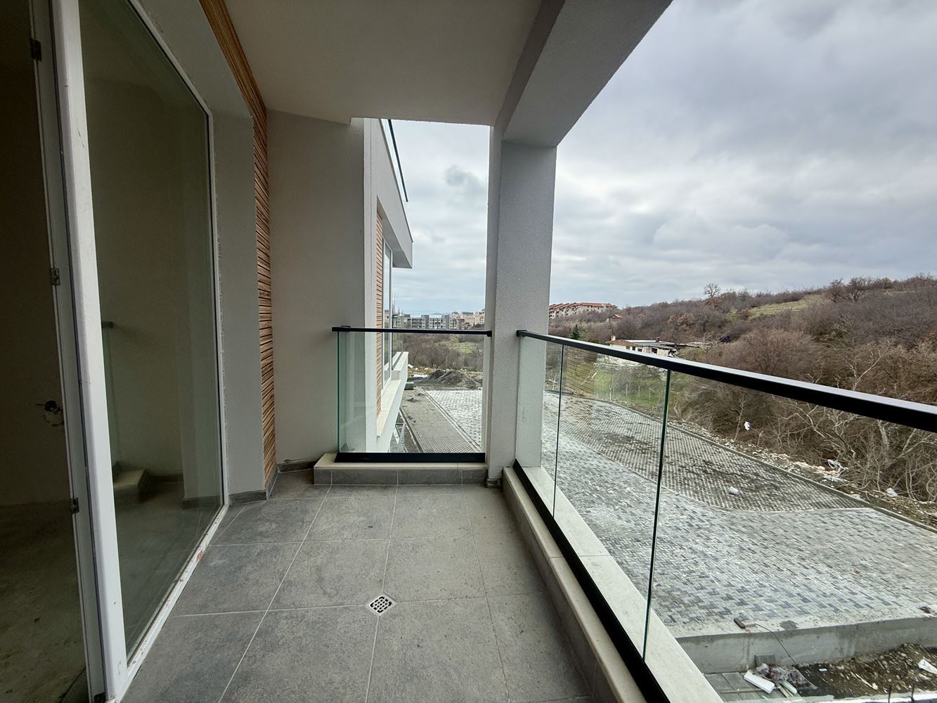  Przestronne studio z widokiem na morze w Sveti Vlas – gotowe do wykończenia według Twojego gustu