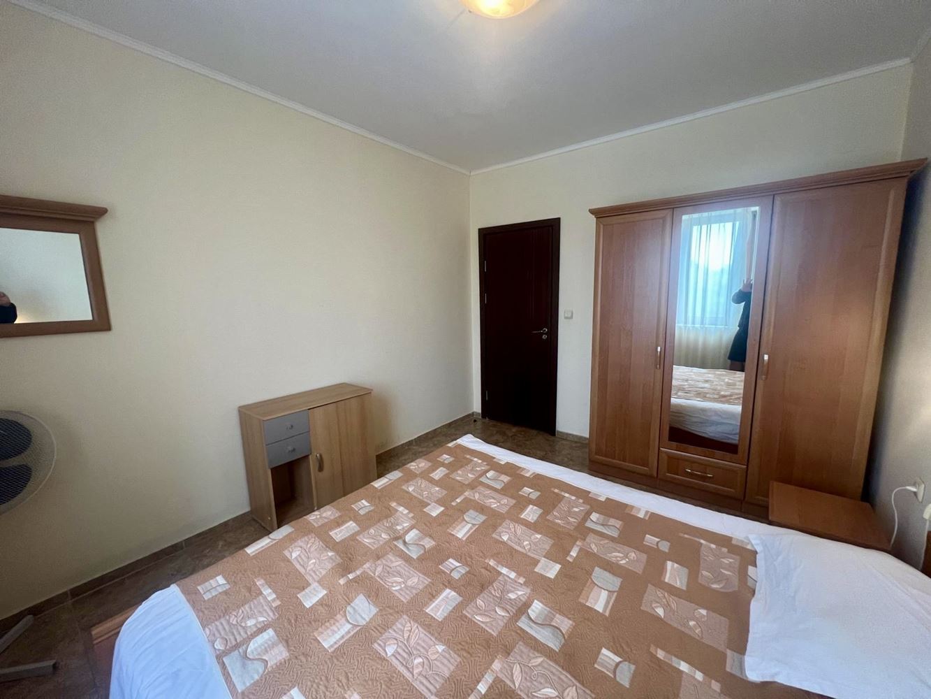 Przestronne trzypokojowe mieszkanie z widokiem na basen w prestiżowym kompleksie w Nesebyrze