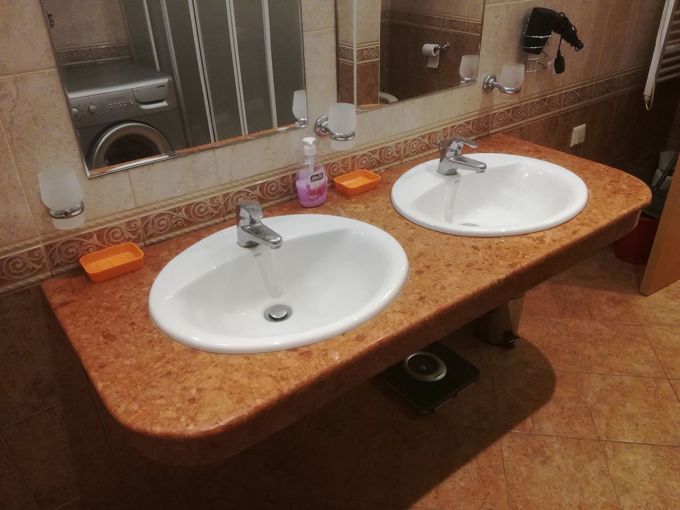Luksusowy apartament dwupoziomowy z ogromnym tarasem panoramicznym i widokiem na morze w Pomorie