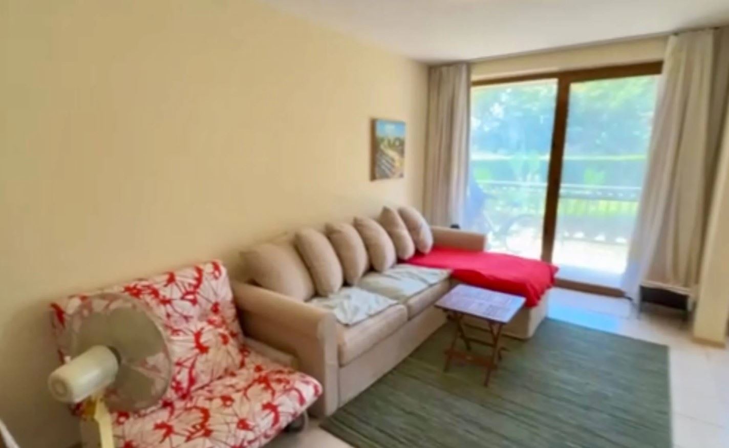 Przestronny apartament z dwiema sypialniami w pierwszej linii brzegowej w Rawdzie – przestronny morski dom z wyjątkowym widokiem