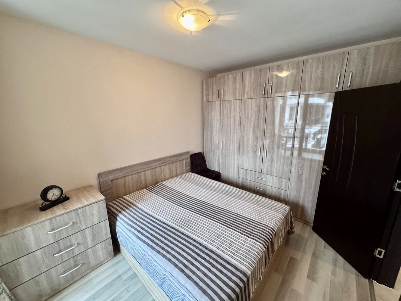 Apartament z jedną sypialnią i panoramicznym widokiem na morze w Nesebyrze – tylko 200 m od plaży, doskonała inwestycja i dom nad morzem