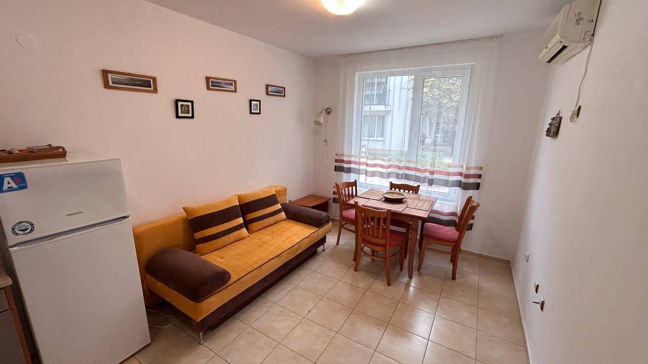 Przestronny apartament z dwiema sypialniami w zamkniętym kompleksie w Słonecznym Brzegu