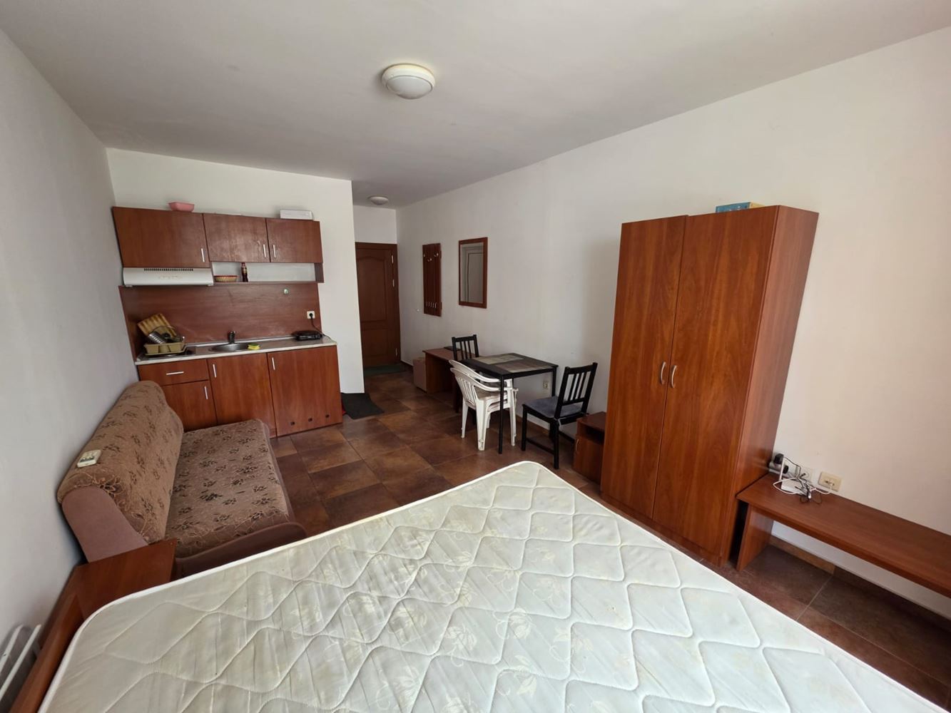 Studio w Słonecznym Brzegu – nowoczesny budynek, doskonała lokalizacja i pełne udogodnienia dla wypoczynku i inwestycji