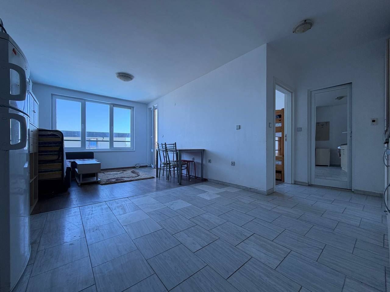 Apartament z jedną sypialnią na pierwszej linii brzegowej w Pomorie – panoramiczny widok na morze i basen