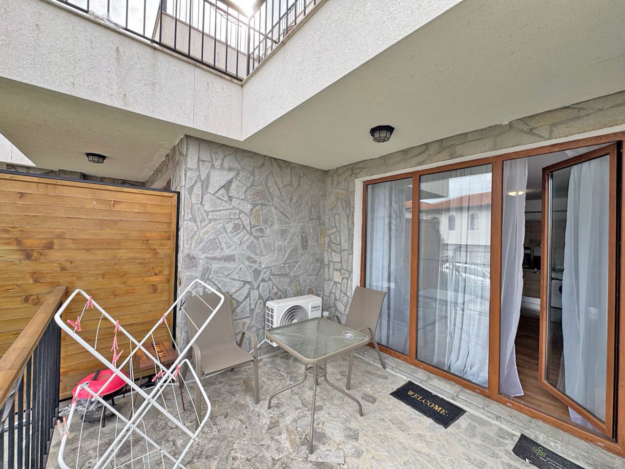 Umeblowany apartament z jedną sypialnią w nowym kompleksie w Aheloj – spokój, zieleń i komfort nad morzem