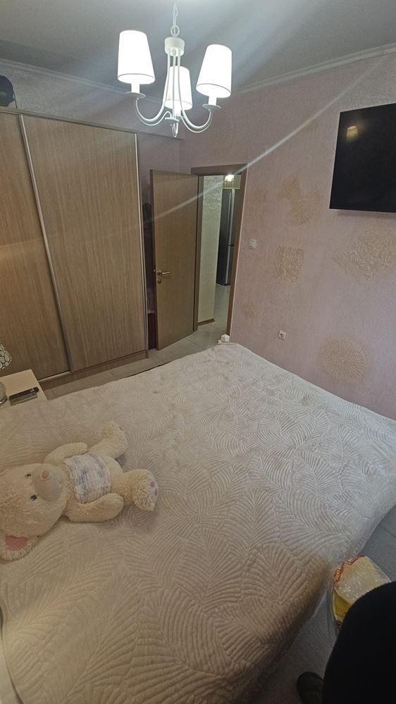 Trzypokojowe mieszkanie w zamkniętym kompleksie w Sveti Vlas – tylko 300 m od plaży