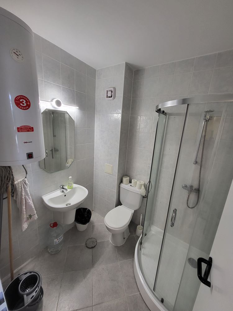 Mały apartament z jedną sypialnią i bezpośrednim wyjściem na basen – przytulna nieruchomość w kompleksie z bogatą infrastrukturą w pobliżu Słonecznego Brzegu