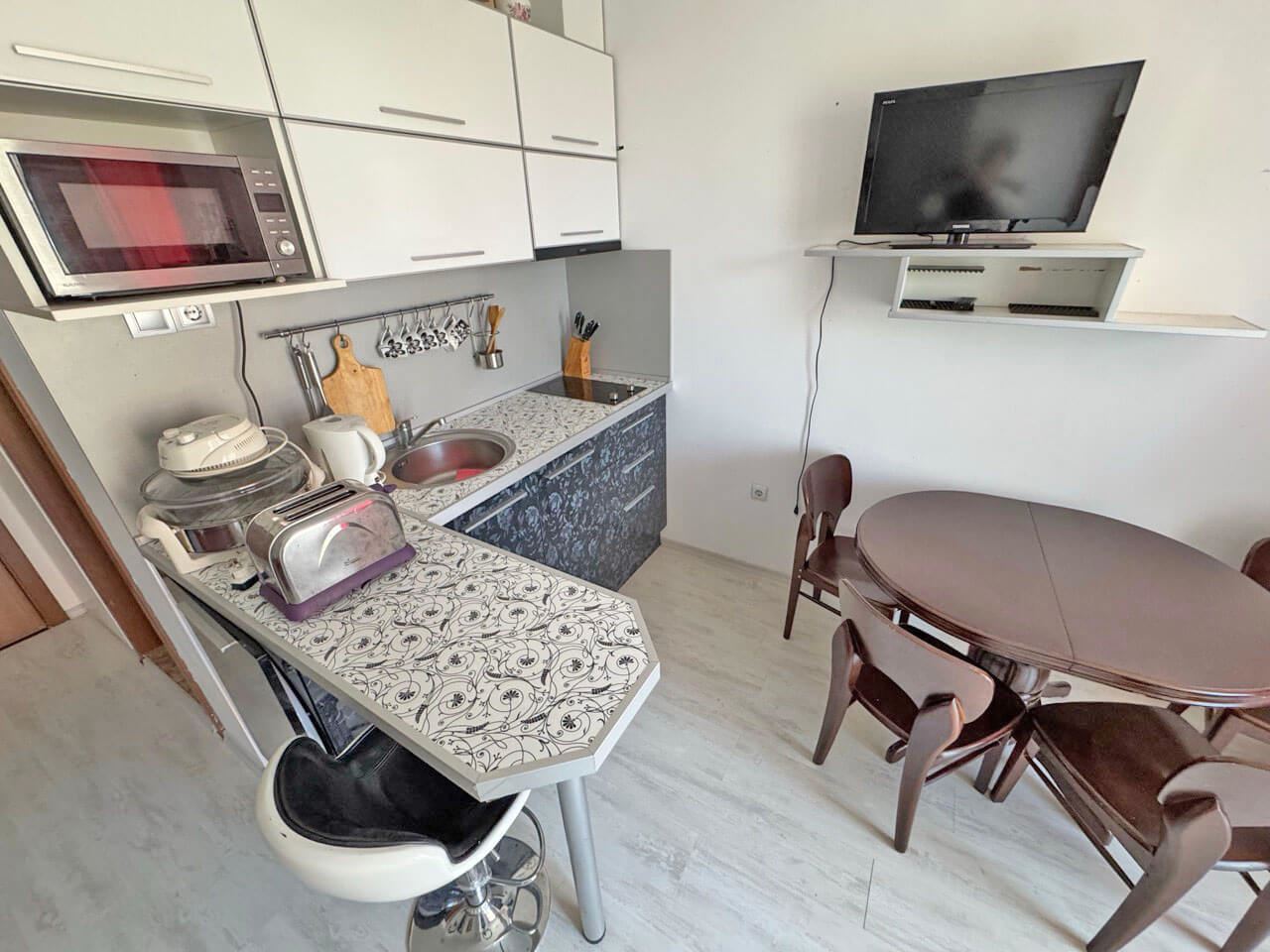 Trzypokojowe mieszkanie w kompleksie z dobrze zorganizowanym otoczeniem i przytulną atmosferą