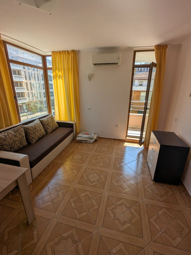 Przytulny apartament z jedną sypialnią w Słonecznym Brzegu – komfort, udogodnienia i doskonała lokalizacja