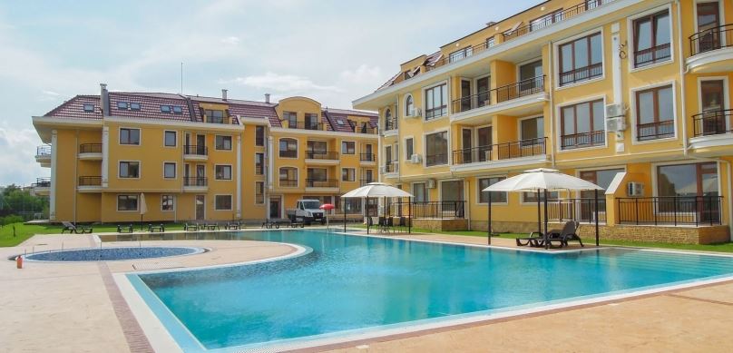 Dwupokojowy apartament z Akt 16 w Rawdzie, czwarta kondygnacja – nowoczesny budynek, doskonała lokalizacja i potencjał inwestycyjny