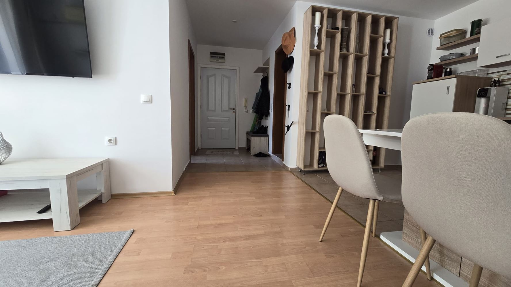 Stylowy apartament z jedną sypialnią w elitarnym kompleksie w Świętym Własie – komfort, spokój i całoroczna wygoda