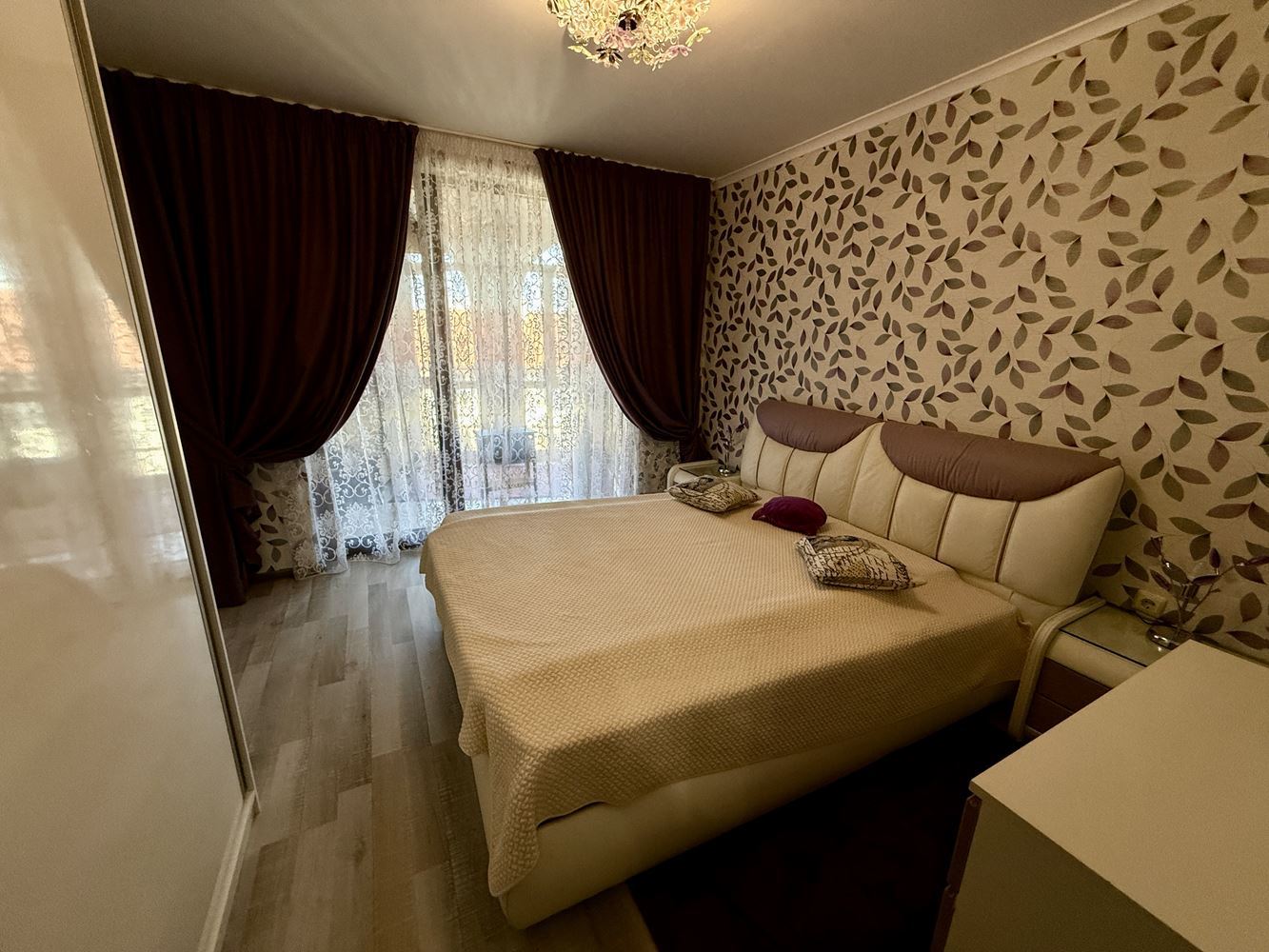 Apartament w pierwszej linii w Sveti Vlas – stylowa nieruchomość przy plaży i marinie jachtowej „Marina Dinevi”