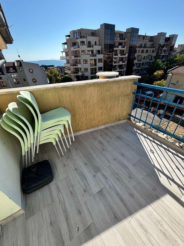 Apartament z dwiema sypialniami i panoramicznym widokiem na morze w Sveti Vlas