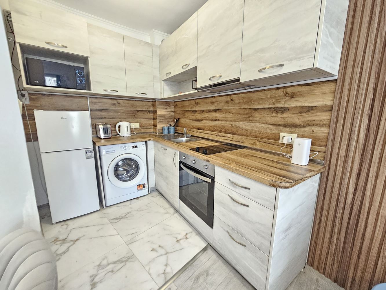 Tylko 100 metrów od morza! Przestronny apartament z jedną sypialnią z widokiem na basen w jednym z najbardziej pożądanych kompleksów w Słonecznym Brzegu