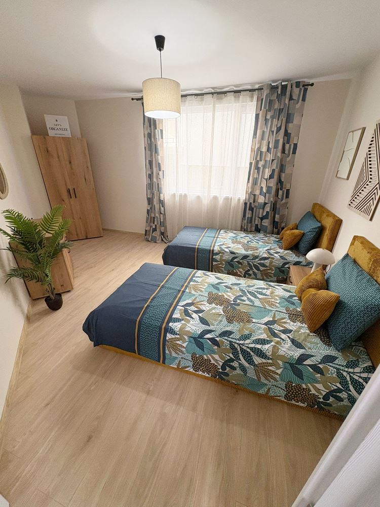 Dwa niezależne przestrzenie mieszkalne z widokiem na morze w centrum Świętego Własu – designerskie wnętrze i własne miejsce parkingowe