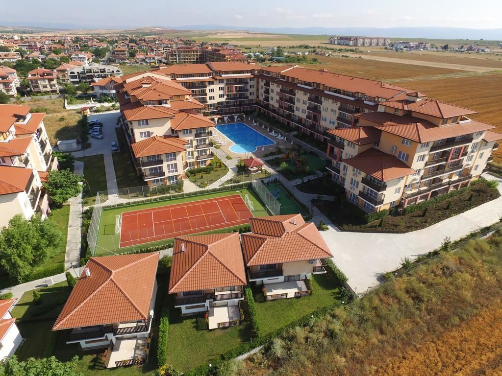 Przestronny apartament z jedną sypialnią w Aheloy – gotowy do zamieszkania, kilka kroków od morza
