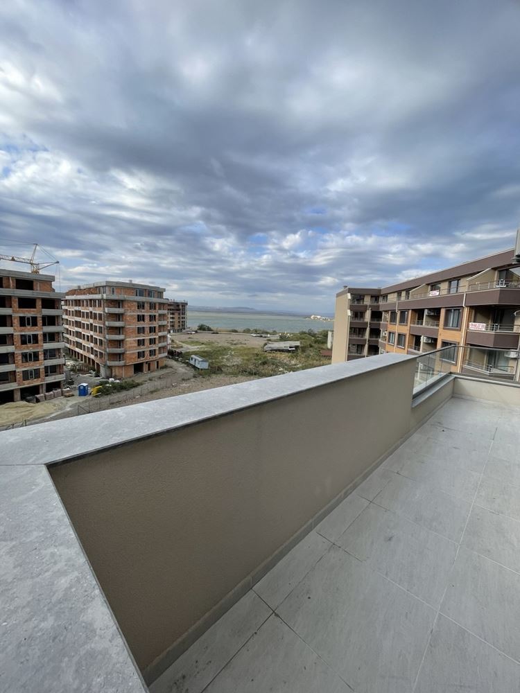 Przytulny i funkcjonalny apartament z jedną sypialnią w sercu Starego Miasta Pomorie