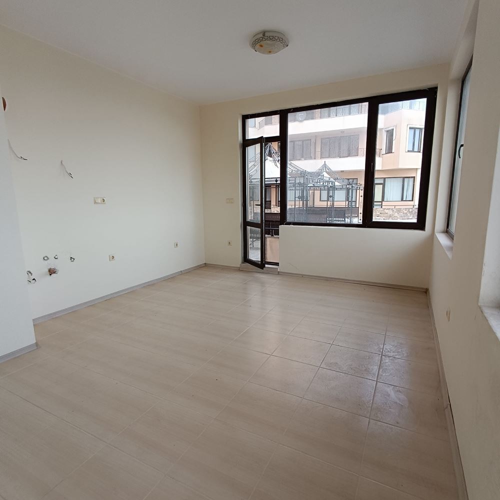 Apartament z jedną sypialnią na pierwszej linii w Rawdzie z panoramicznym widokiem na morze
