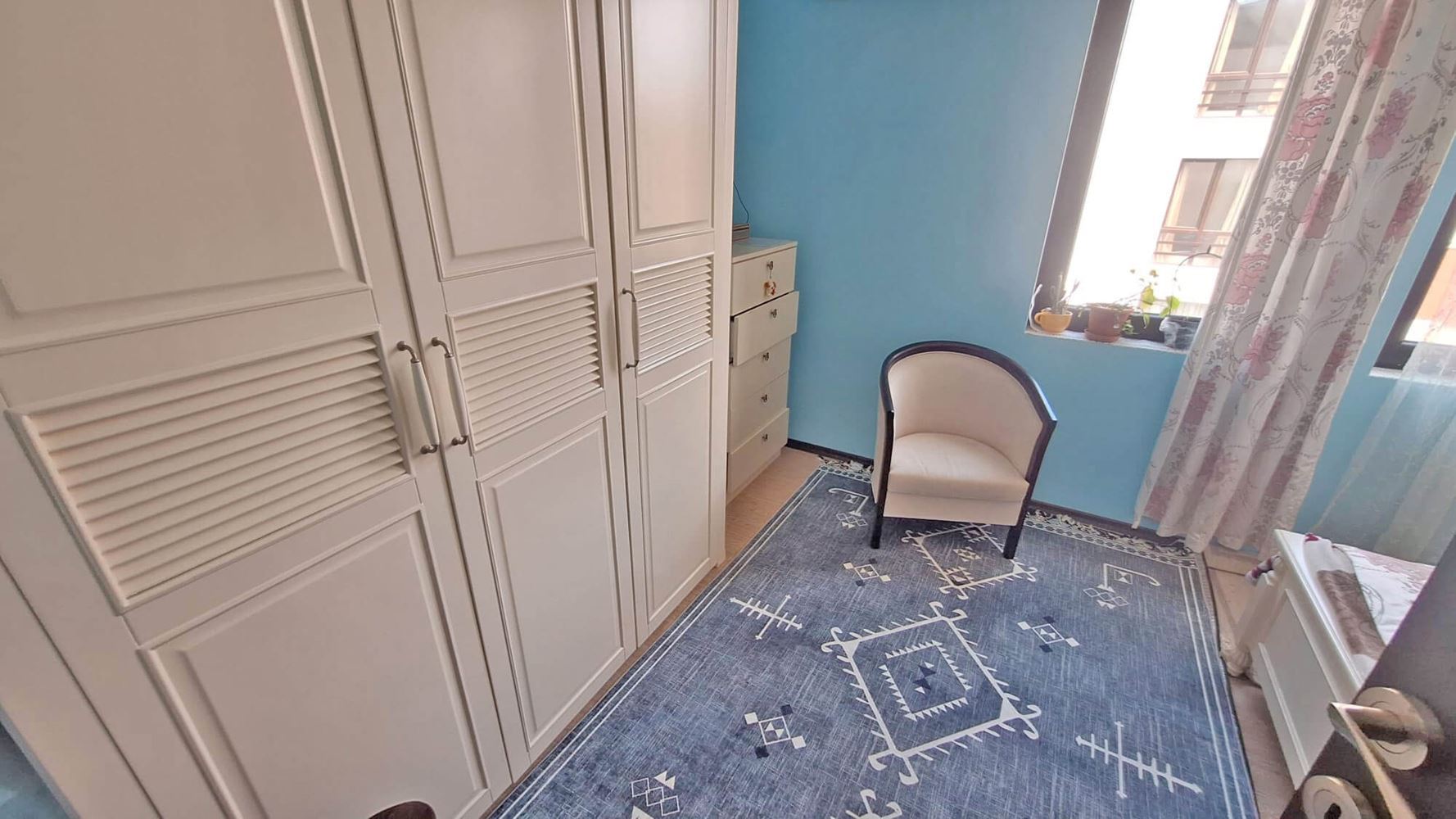 Stylowy apartament z jedną sypialnią 300 metrów od morza w Sveti Vlas