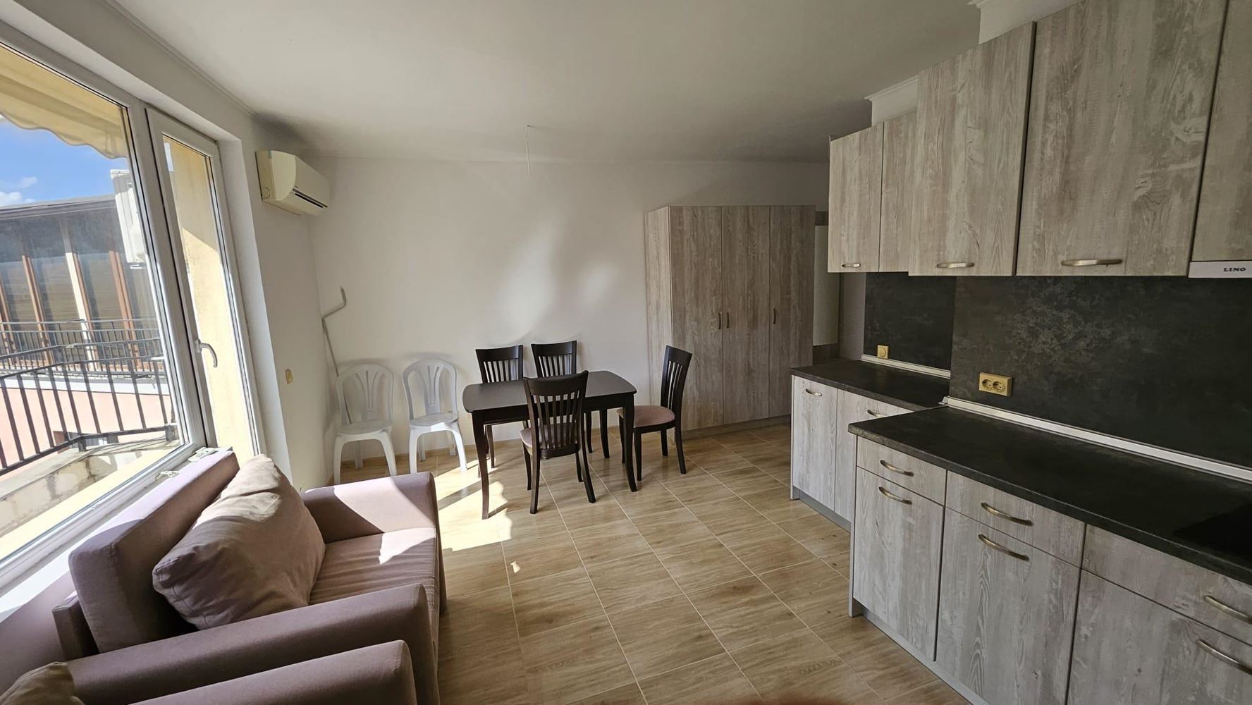 Studio z niską opłatą za utrzymanie w kompleksie w Słonecznym Brzegu
