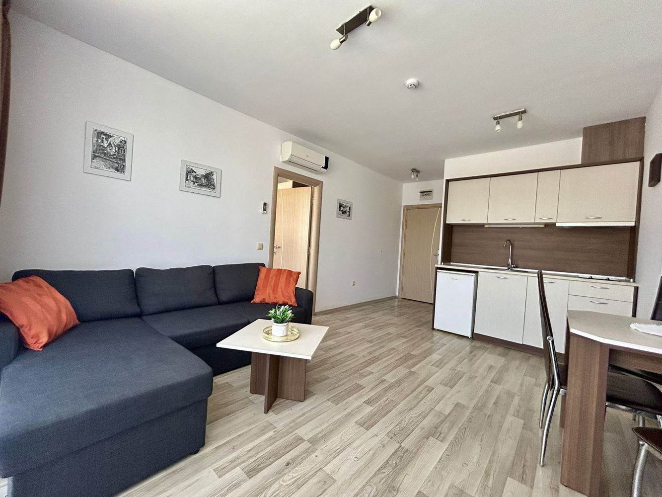 Polski Przytulny apartament z jedną sypialnią w Słonecznym Brzegu – idealna nieruchomość do zamieszkania, wypoczynku i bezpiecznej inwestycji