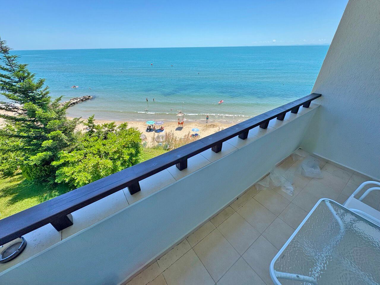 Apartament z jedną sypialnią w pierwszej linii brzegowej z panoramicznym widokiem na morze w Świętym Własie