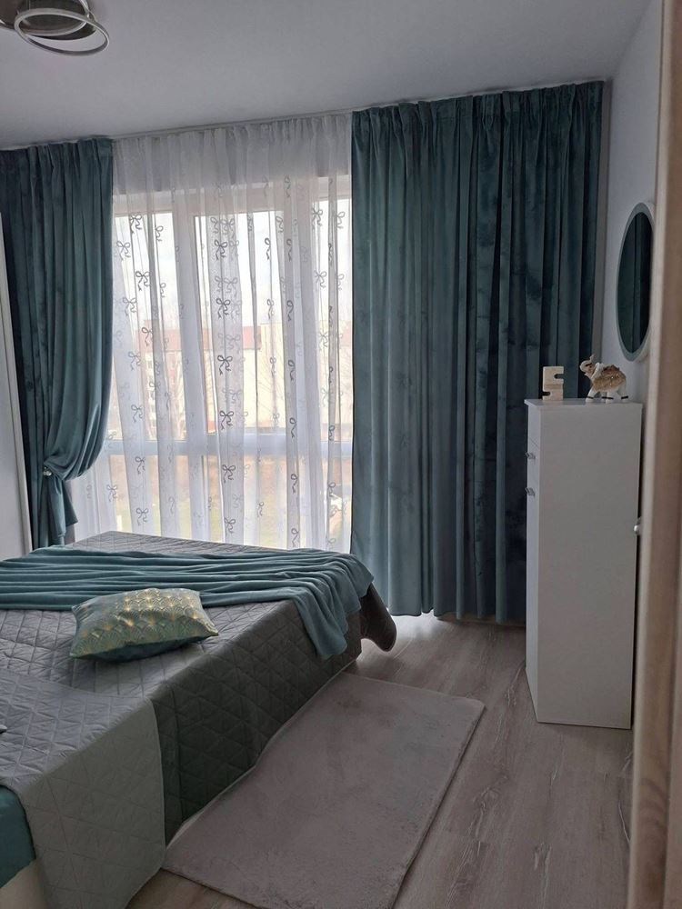 Stylowe dwupokojowe mieszkanie z niską opłatą eksploatacyjną w Słonecznym Brzegu – komfort, bezpieczeństwo i doskonała inwestycja nad morzem