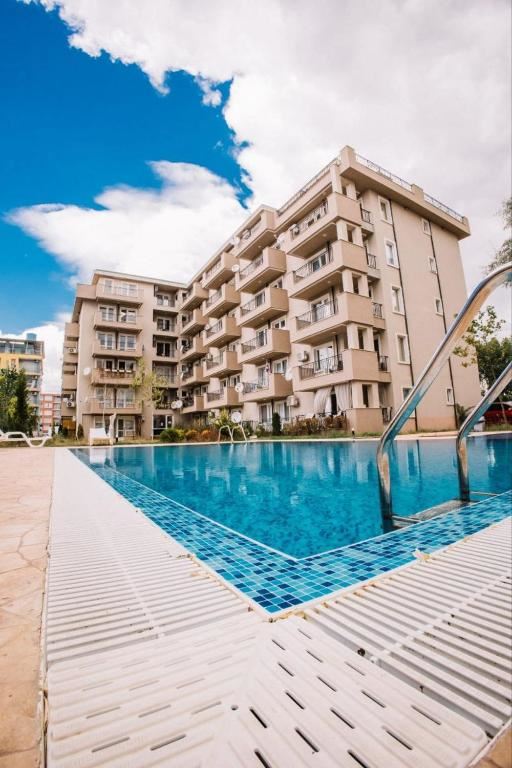 Przytulny apartament z jedną sypialnią w centralnej części Słonecznego Brzegu – doskonały wybór na wypoczynek i inwestycję