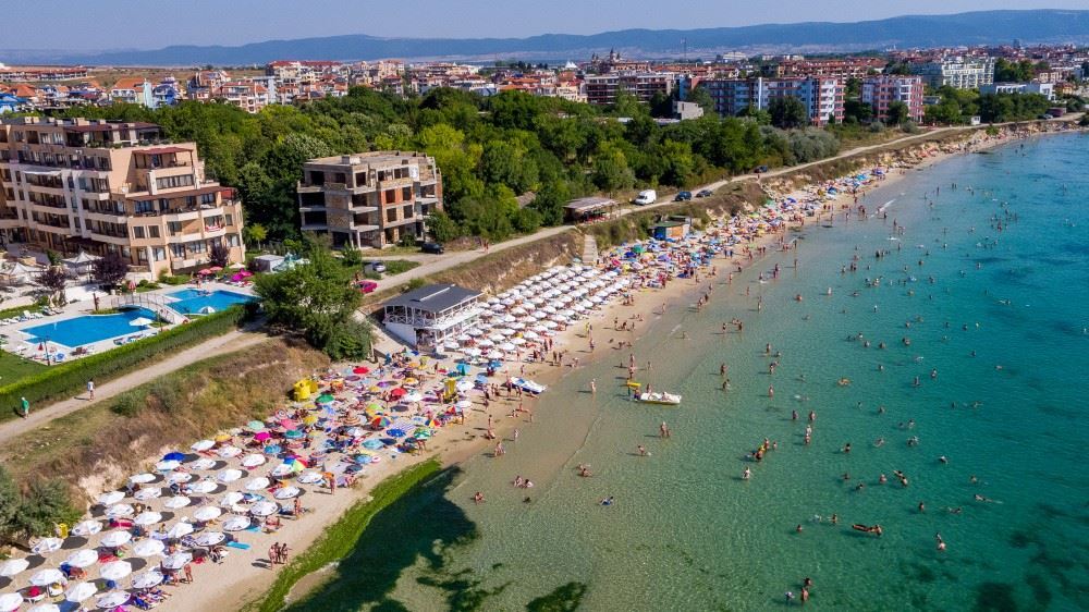 Apartament z jedną sypialnią na pierwszej linii w Rawdzie z panoramicznym widokiem na morze