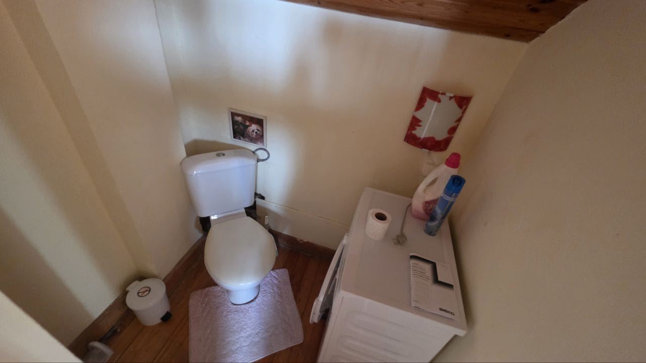 Dwupoziomowy apartament z widokiem na morze w Pomorie – bez opłaty za utrzymanie
