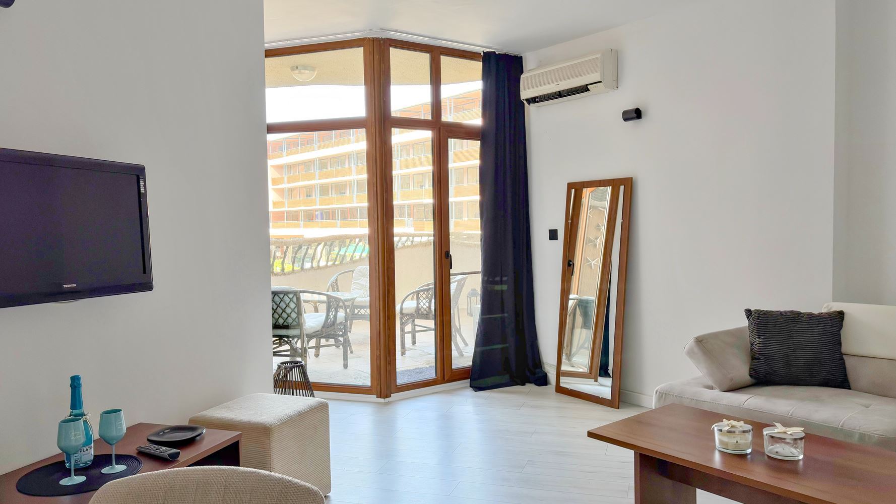 Stylowy apartament z jedną sypialnią 100 metrów od plaży w Słonecznym Brzegu – komfort, luksus i doskonała lokalizacja