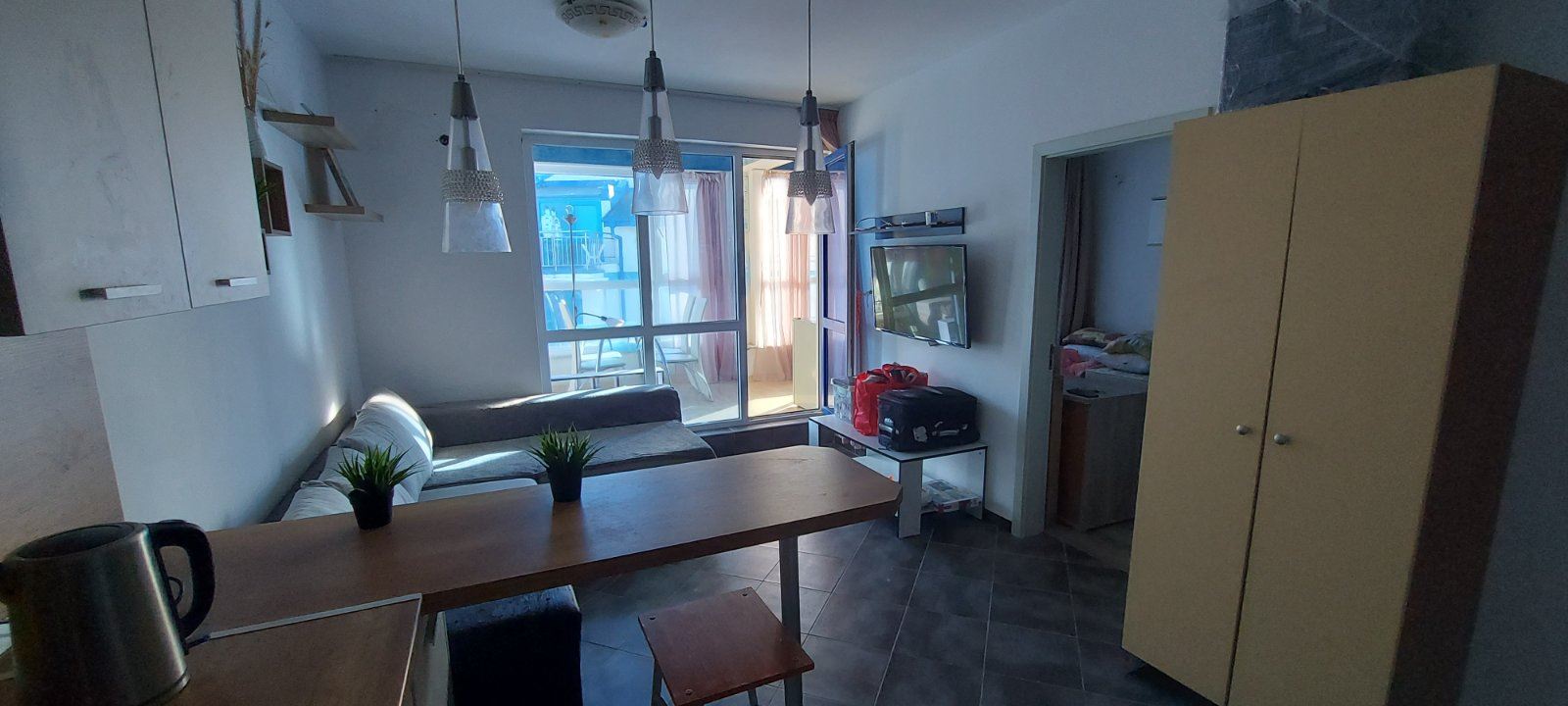 Pomorie – Apartament z dwiema sypialniami i widokiem na morze w kompleksie z basenem i parkingiem