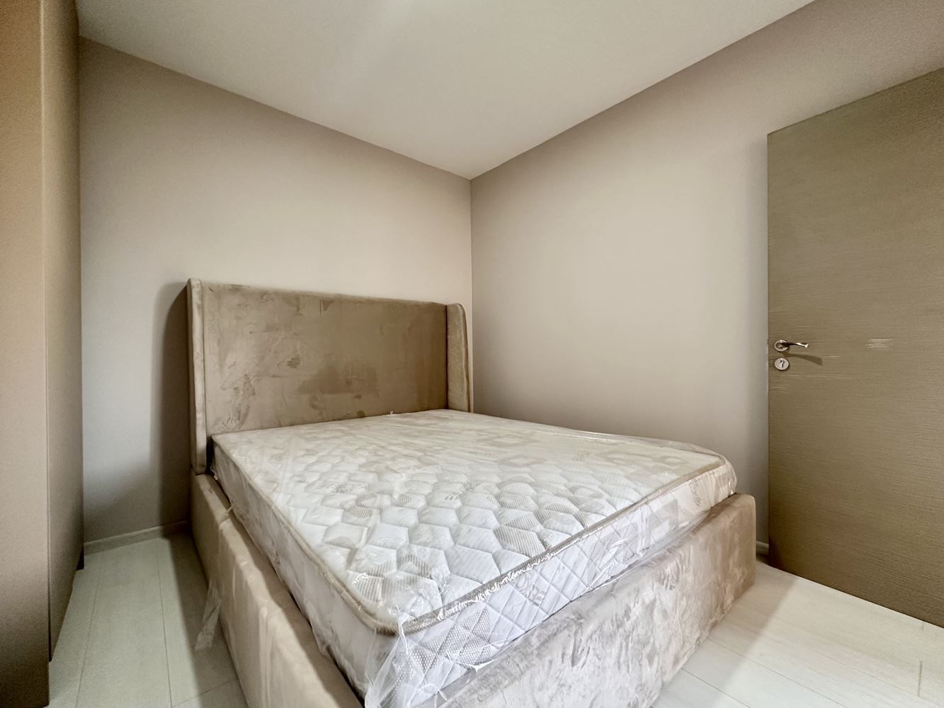 Przytulne mieszkanie z jedną sypialnią z widokiem na basen i tereny zielone w Słonecznym Brzegu – gotowe do użytku