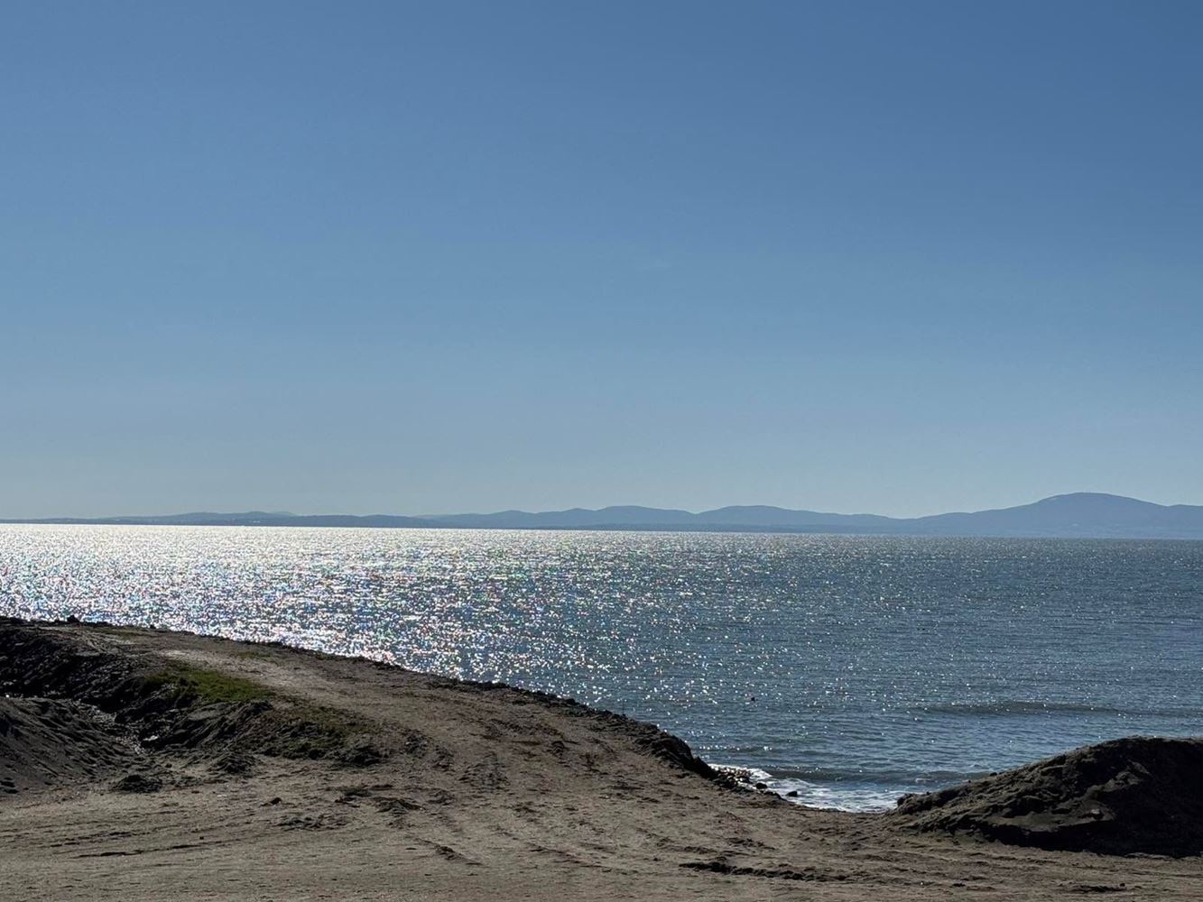 Luksusowe mieszkanie z jedną sypialnią z panoramicznym widokiem na morze w Pomorie